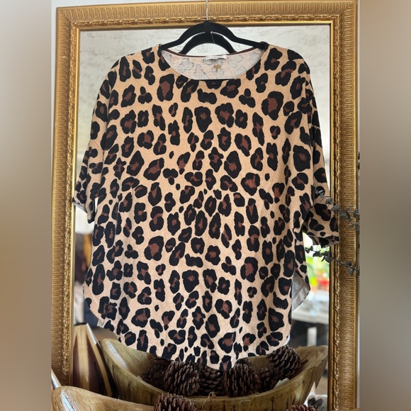 Tyler Boe Tan and Black Leopard Print Long Sleeve Top